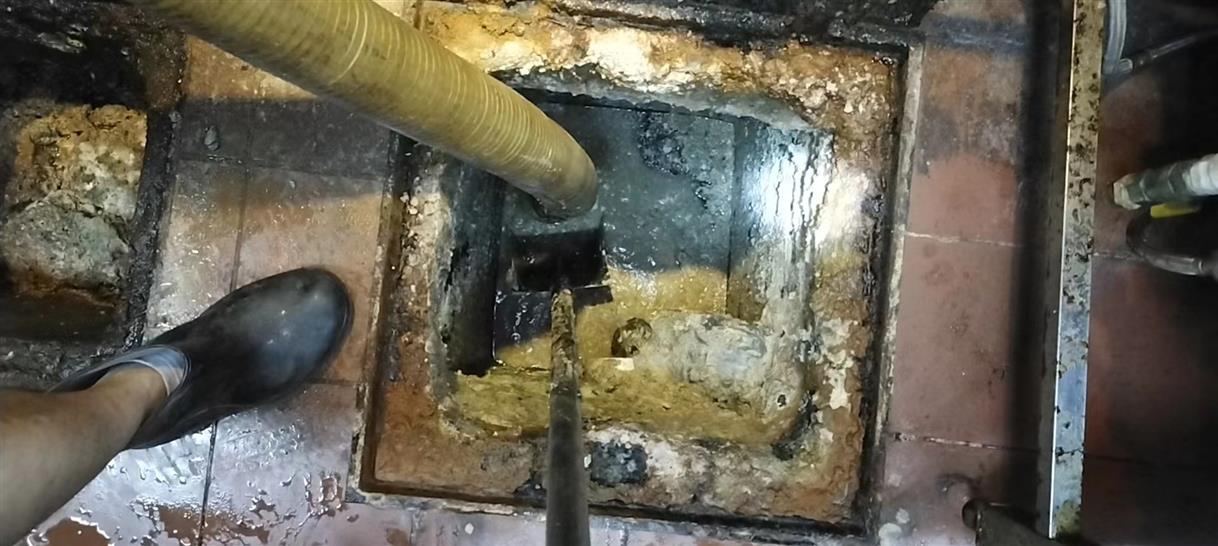 曲麻莱化油池清理-污水池清掏